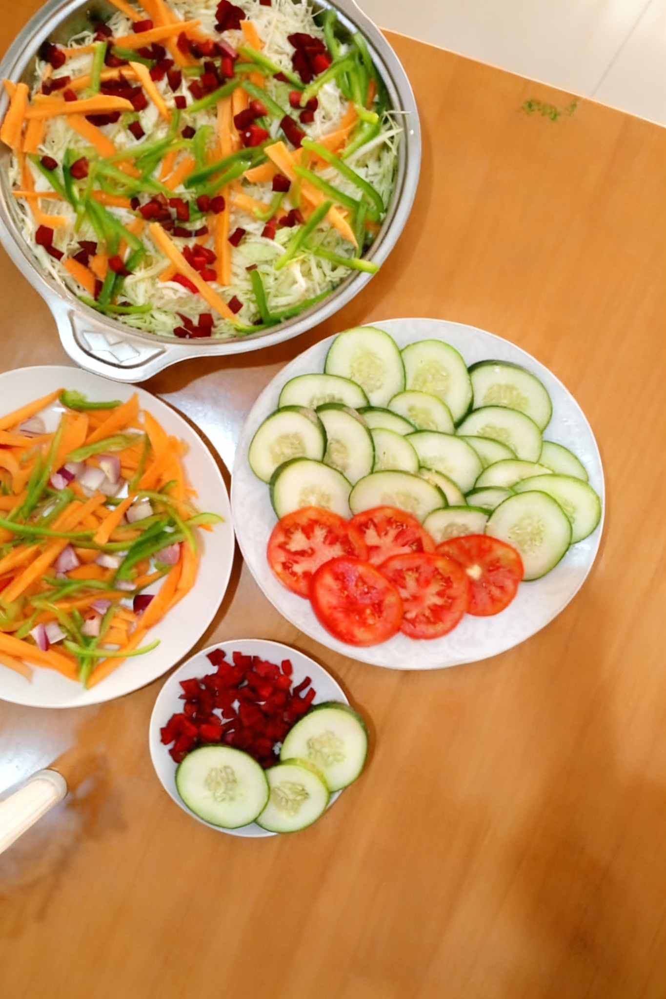 vegetables & fruits on the plate